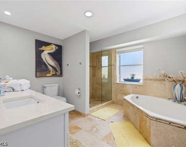 482 Tradewinds Avenue - Photo Thumbnail 15