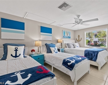 482 Tradewinds Avenue - Photo Thumbnail 20