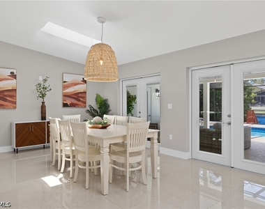 482 Tradewinds Avenue - Photo Thumbnail 8