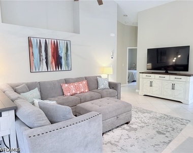 6345 Lexington Court - Photo Thumbnail 10