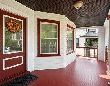 165 Claremont - Photo Thumbnail 2