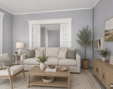 165 Claremont - Photo Thumbnail 5