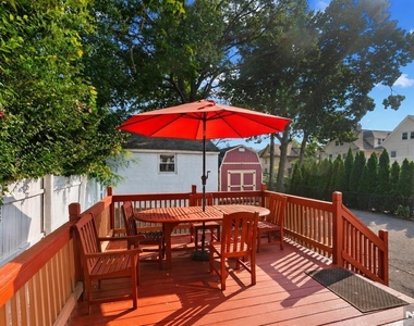 165 Claremont - Photo Thumbnail 16