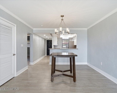 1025 Rockledge Drive - Photo Thumbnail 9