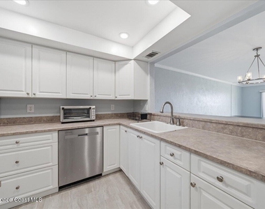 1025 Rockledge Drive - Photo Thumbnail 8