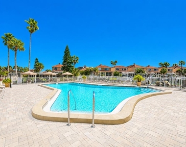 1621 Gulf Boulevard - Photo Thumbnail 1