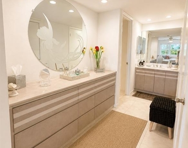 1621 Gulf Boulevard - Photo Thumbnail 15