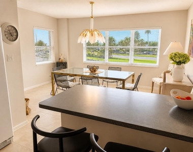 1621 Gulf Boulevard - Photo Thumbnail 10