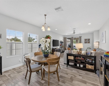 12427 Bay Estuary Bend - Photo Thumbnail 11