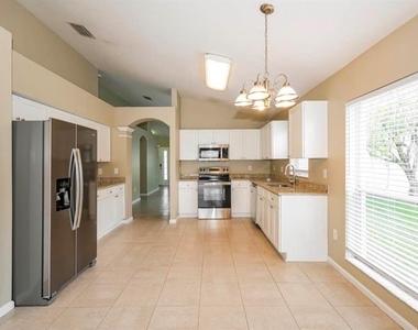 1258 Merrimack Drive - Photo Thumbnail 8