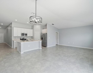 1033 Holden Way - Photo Thumbnail 15