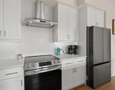 187 145th Avenue E - Photo Thumbnail 23