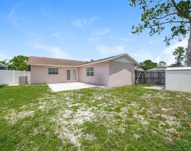 10536 Chadbourne Drive - Photo Thumbnail 5