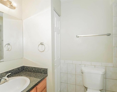10536 Chadbourne Drive - Photo Thumbnail 8