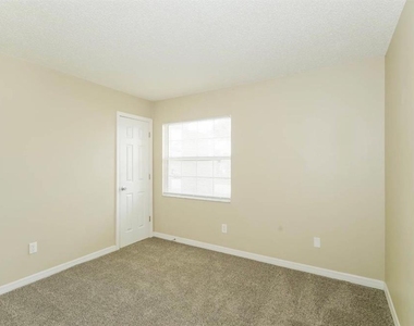 10536 Chadbourne Drive - Photo Thumbnail 1