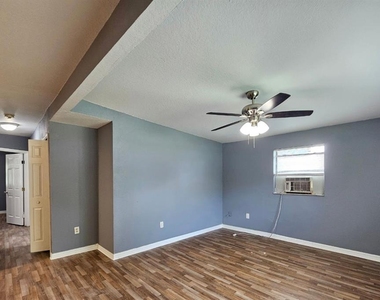 2431 Cannon Street - Photo Thumbnail 5