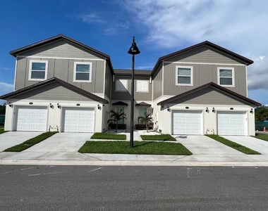 2101 Sebring Place - Photo Thumbnail 24