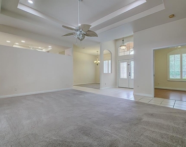 4 Dahoon Drive - Photo Thumbnail 4
