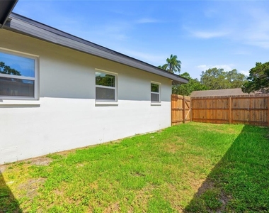 2117 N Hercules Avenue - Photo Thumbnail 32