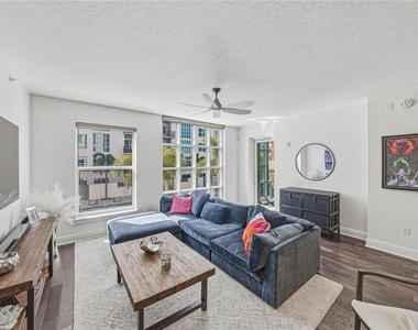 1227 E Madison Street - Photo Thumbnail 14