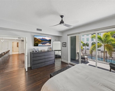 1227 E Madison Street - Photo Thumbnail 19