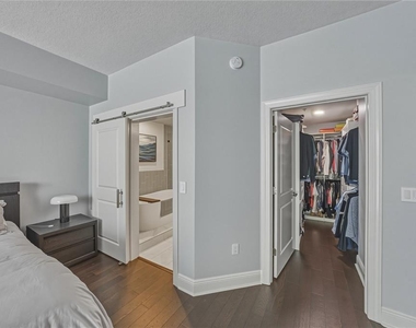 1227 E Madison Street - Photo Thumbnail 21