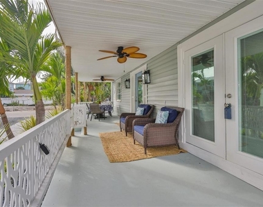 134 86th Terrace - Photo Thumbnail 3