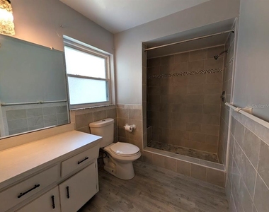 13425 86th Avenue - Photo Thumbnail 10