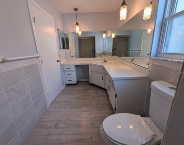 13425 86th Avenue - Photo Thumbnail 11