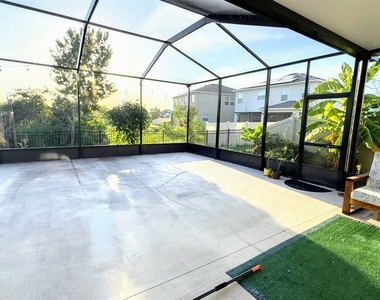 2471 Warren Acres Boulevard - Photo Thumbnail 38