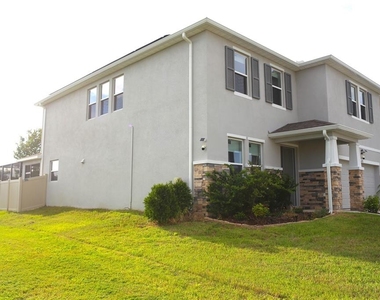 2471 Warren Acres Boulevard - Photo Thumbnail 1