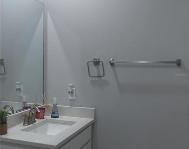 2471 Warren Acres Boulevard - Photo Thumbnail 18