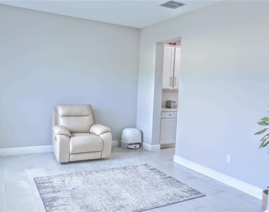 2471 Warren Acres Boulevard - Photo Thumbnail 26