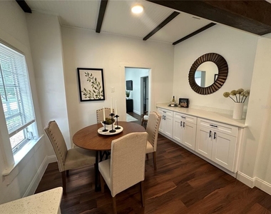 6506 N Wellington Avenue - Photo Thumbnail 15