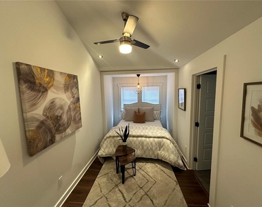 6506 N Wellington Avenue - Photo Thumbnail 16