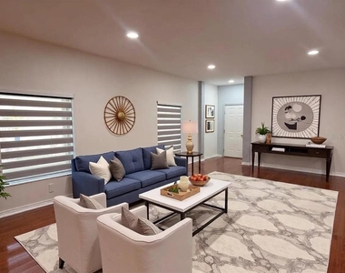 10245 Devonshire Lake Drive - Photo Thumbnail 2