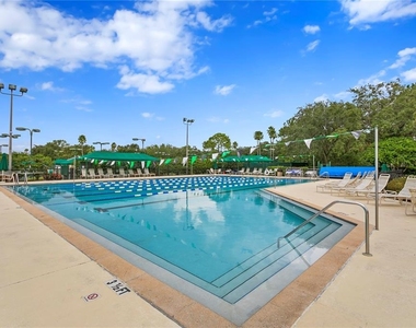10245 Devonshire Lake Drive - Photo Thumbnail 33