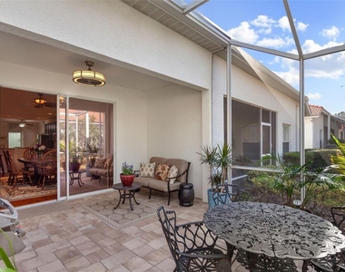 10245 Devonshire Lake Drive - Photo Thumbnail 17
