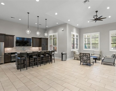10245 Devonshire Lake Drive - Photo Thumbnail 26