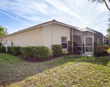 10245 Devonshire Lake Drive - Photo Thumbnail 19