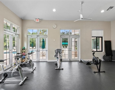 10245 Devonshire Lake Drive - Photo Thumbnail 29