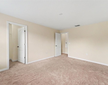 4260 Fennwood Court - Photo Thumbnail 13