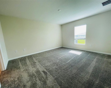 1411 Lassen Street - Photo Thumbnail 14