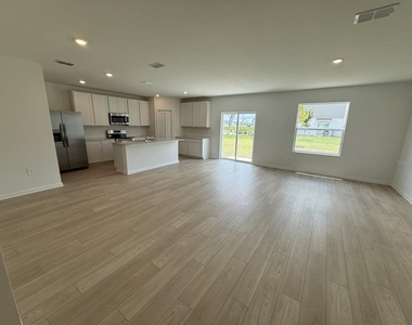 6212 Botticella Boulevard - Photo Thumbnail 5