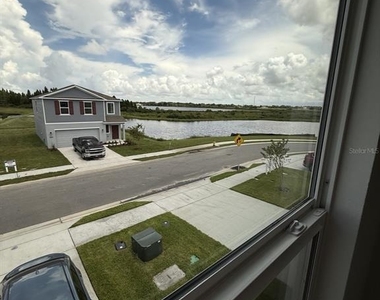 6212 Botticella Boulevard - Photo Thumbnail 8