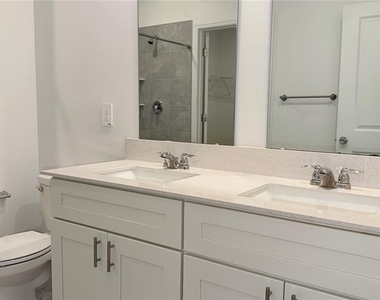 1129 Deepwater Circle - Photo Thumbnail 19