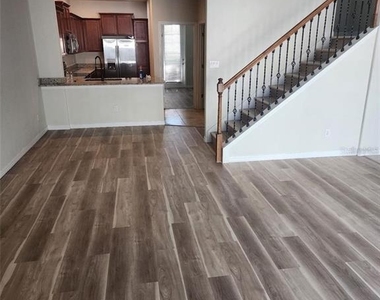 11932 Lorenza Lane - Photo Thumbnail 4