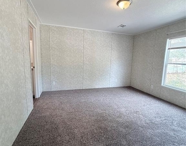 932 Se 40th Place - Photo Thumbnail 22