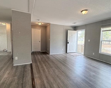 932 Se 40th Place - Photo Thumbnail 16