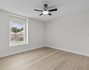 1537 Morning Star Drive - Photo Thumbnail 9